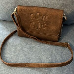 Inspired Crossbody Ltd - Chestnut Distressed Pebble - Thirty-One